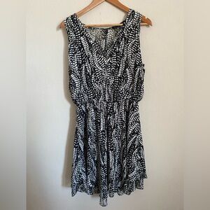 White House Black Market Black and White Tank Dress Sheer Size 12